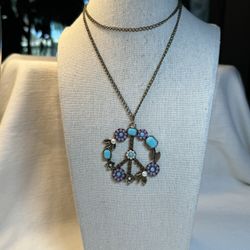 Pull Over Floral Peace Sign Medallion Pendant Necklace