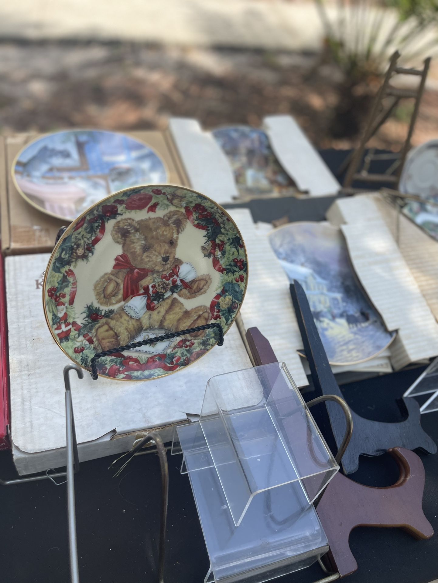 Misc Decorative Collectable Plates