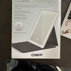 Conair Rechargeanle Miror