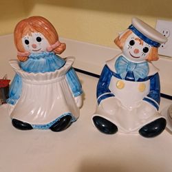 Metlox Poppytrail Cookie Jars Pair