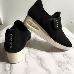 BRAND NEW DKNY Slip On Wedge Sneakers