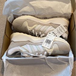 Adidas ZX930xEQT Men Shoes Size 9 BRAND NEW..!