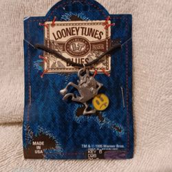 Vintage Looney tunes Blues smiley face necklace