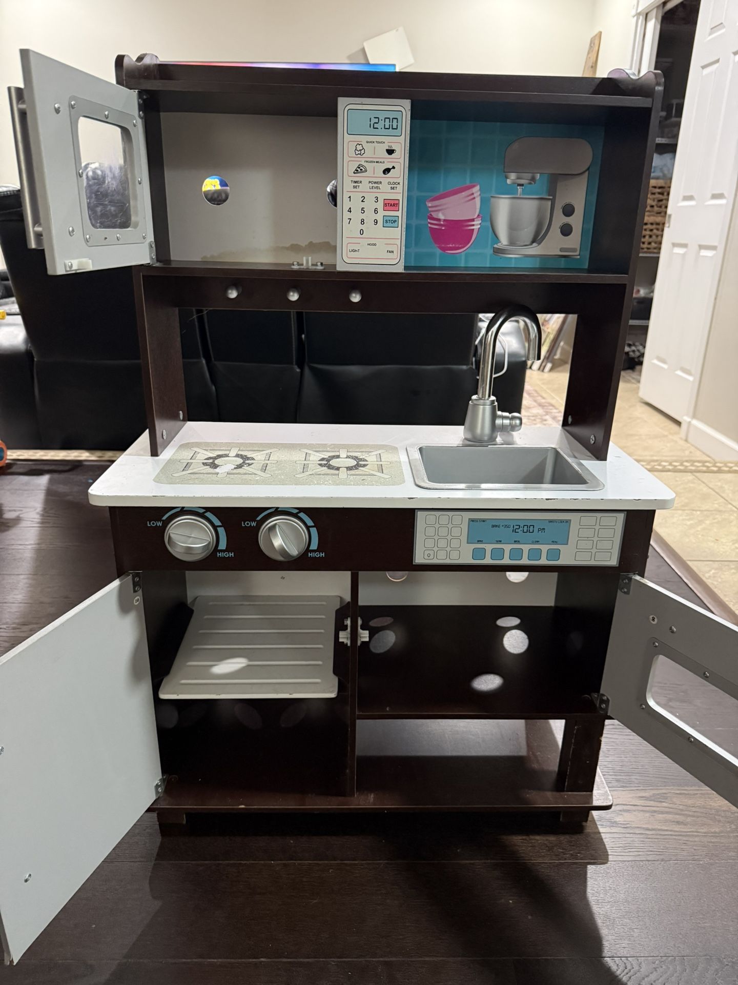 Kids Kitchen