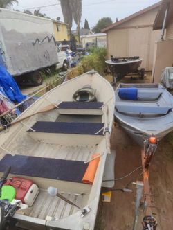 Dual Package - Boat's (Aluminum ) *As Is *