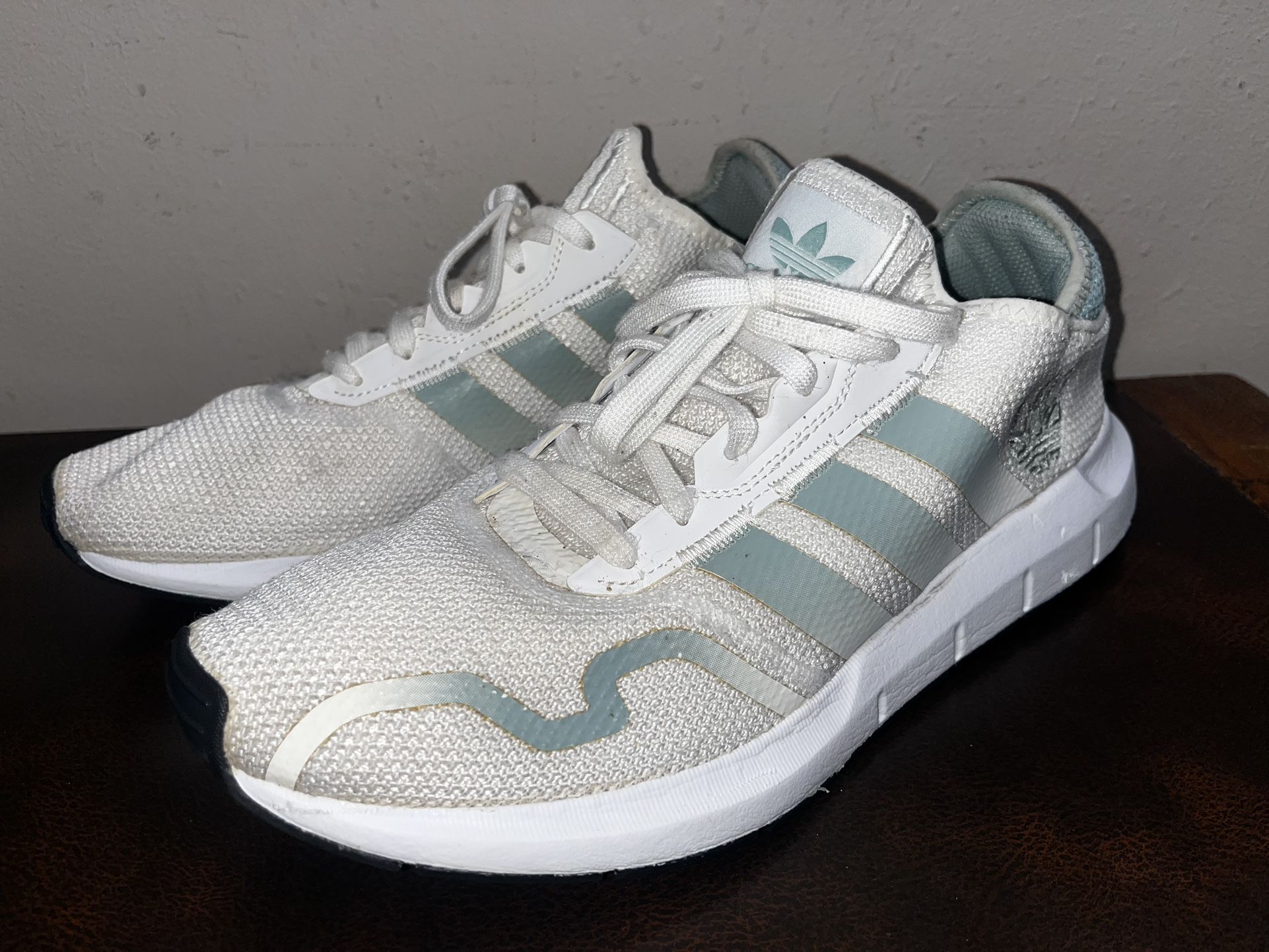 Adidas Swift Run X Hazy Green White Knit Athletic Sneakers Men Size 12