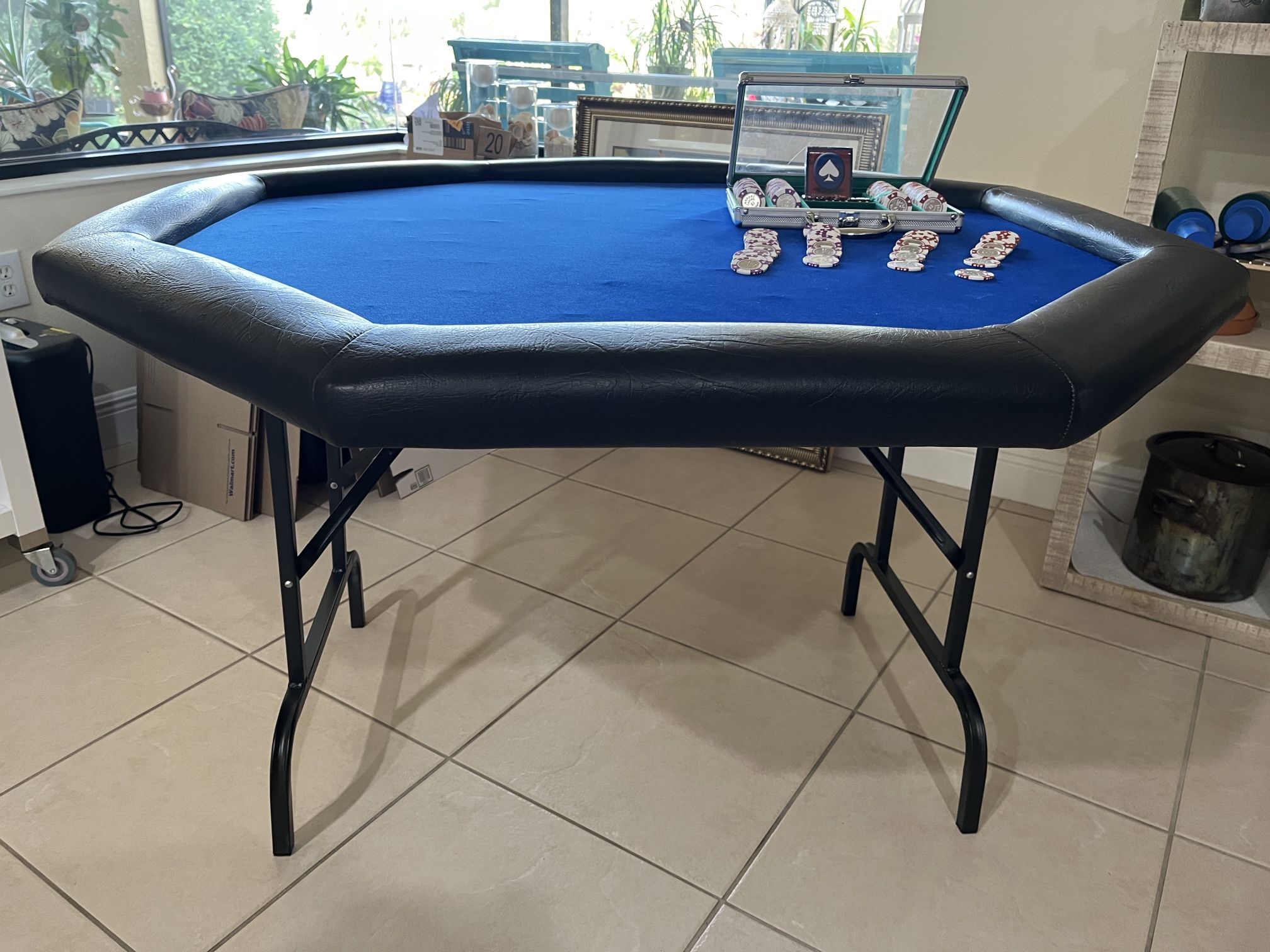 Poker Table With Poker Chip Set