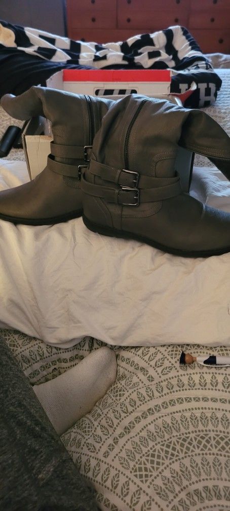 Fur-Lined Boots