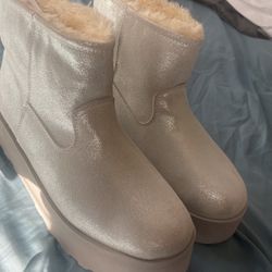 Glittery Boots/ READ DESCRIPTION 