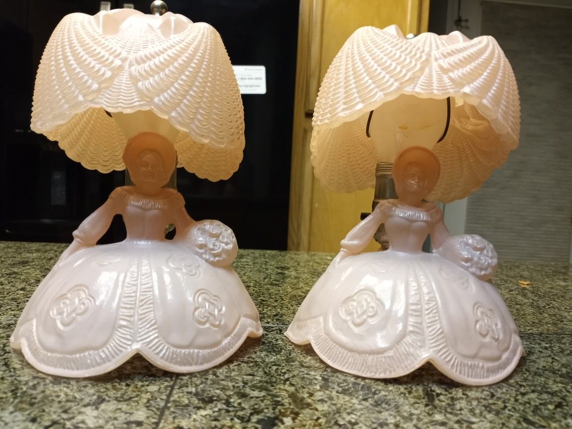 PAIR OF ANTIQUE NIGHTSTAND LIGHTS LITTLE BO PEEP
