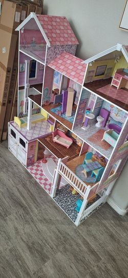 Casa De Mun̈ecas. Madera. Nueva En Caja
