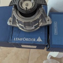 2 pcs  Engine Mount Left&Right for Mercedes E350 E400 C350 C300   A(contact info removed)