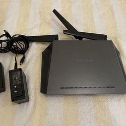 NETGEAR - Nighthawk AC1900 WiFi Router, 1.9Gbps (R6900)