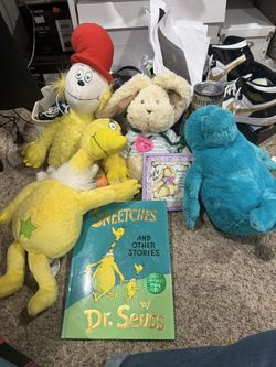 Dr Seuss Books And Stuffed Animals