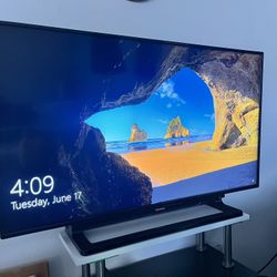 39” Toshiba FHD TV