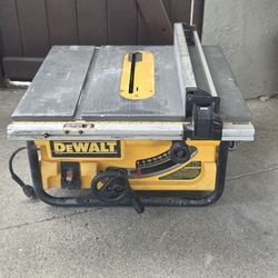 10" Table Saw (Dewalt)