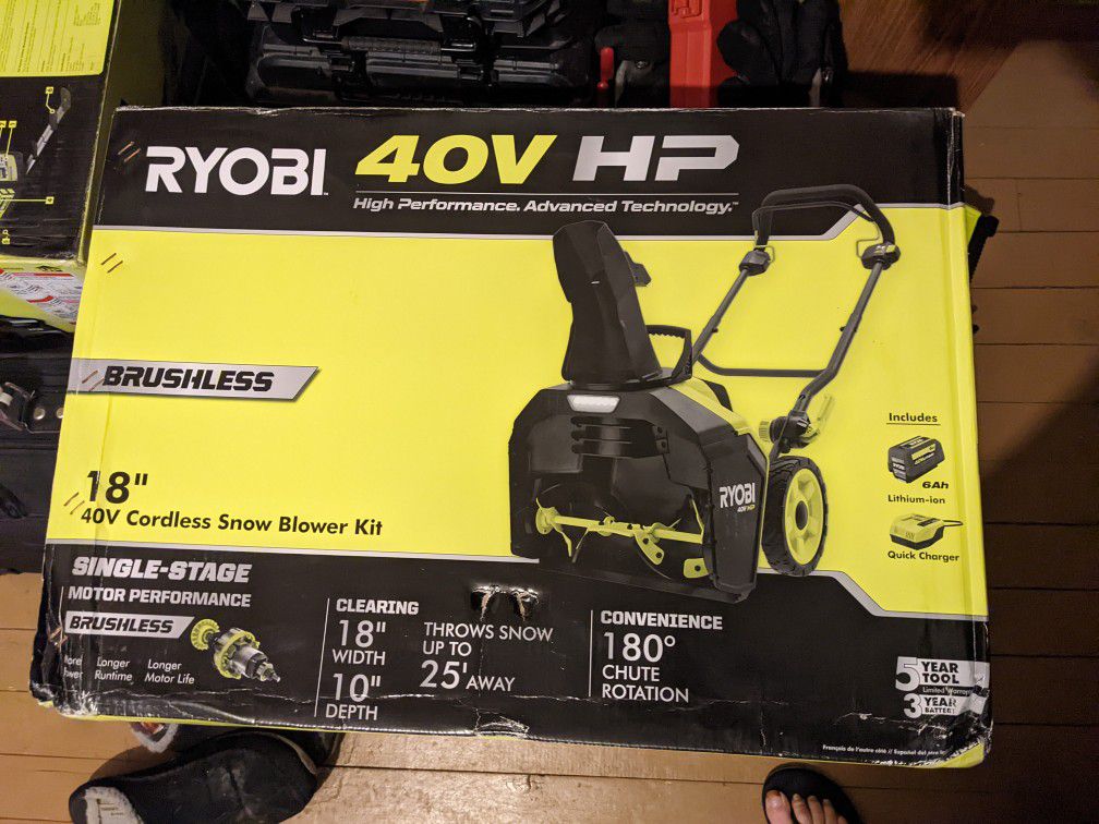 Ryobi 40V HP 18" Cordless Snow Blower Kit 