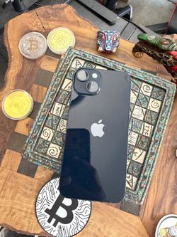 IPhone 14 128GB unlocked any carrier