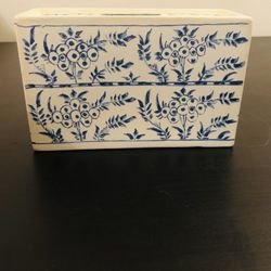 Rare Highly Collectible Look It Up Vintage Collection Delft Williamsburg Building Break 