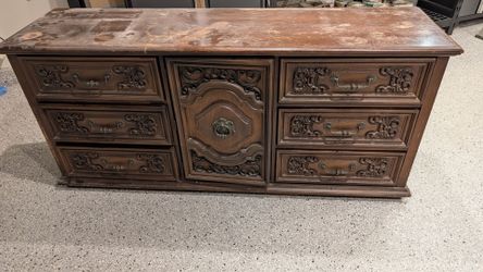 Vintage Ornate Dresser