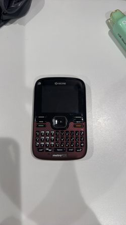 Kyocera MetroPCS QWERTY Keypad Phone