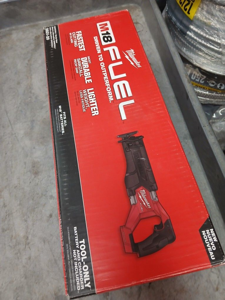 Milwaukee New Saw Zall Fuel Brushless Nuevo