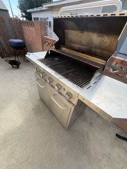 Propane grill