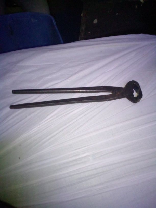 14" Antique Farrier Hoof Cutters