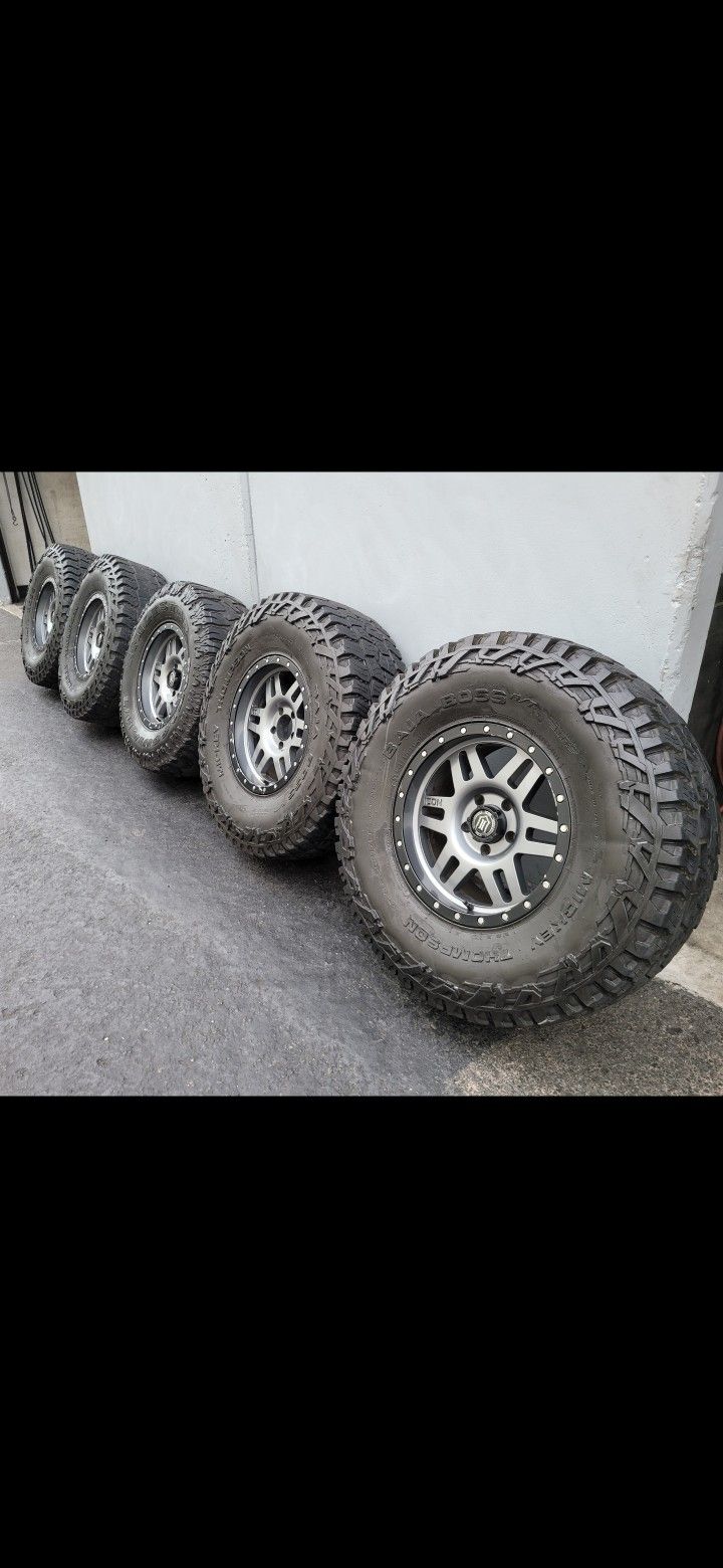 5) 17" ICON wheels rims used 37" Tires