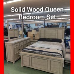 🥰 Queen Bedroom Set
