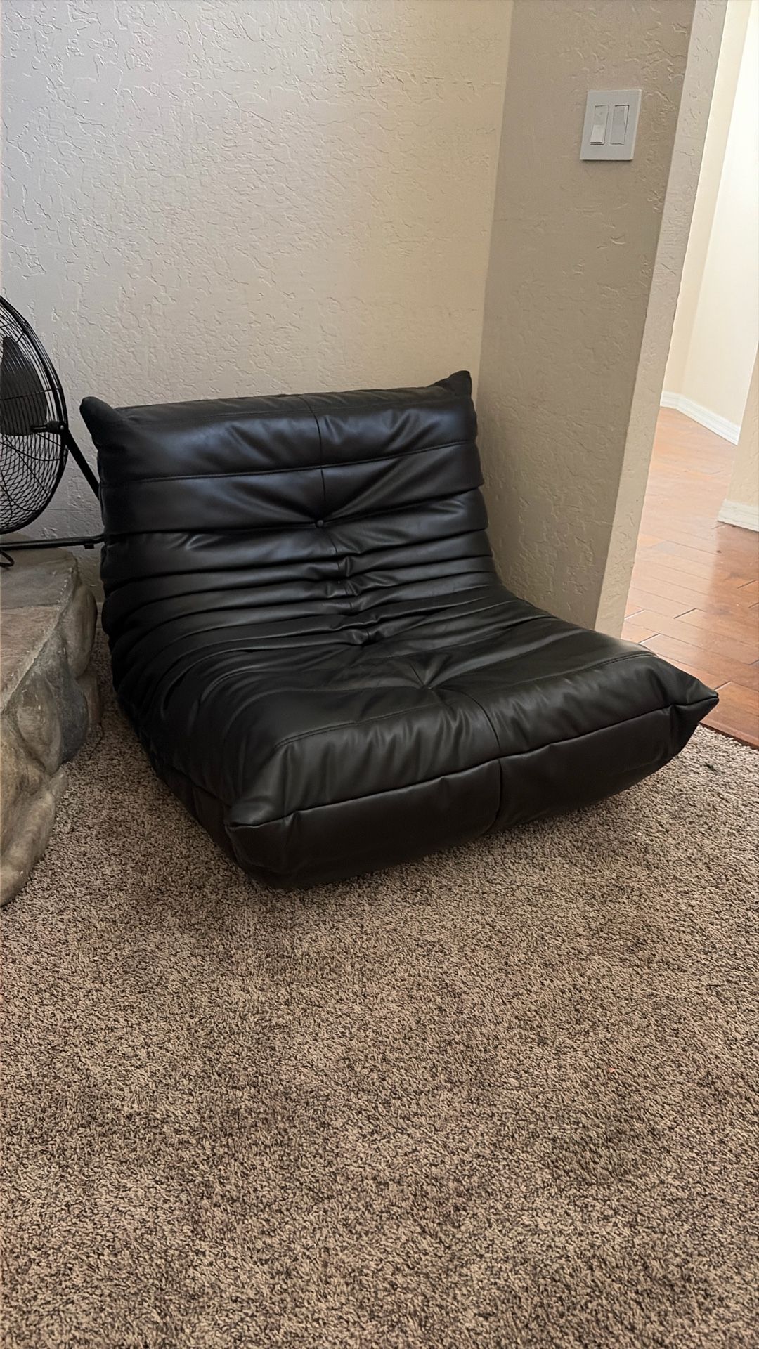 Black Sofa Chair