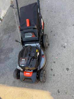 Echo Lawnmower 190cc  Self Propelled costumer return to Home Depot As Is