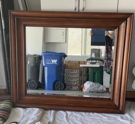 PRICED DROPPED 50%. $30.00 Beautiful Mirror 40 X 48