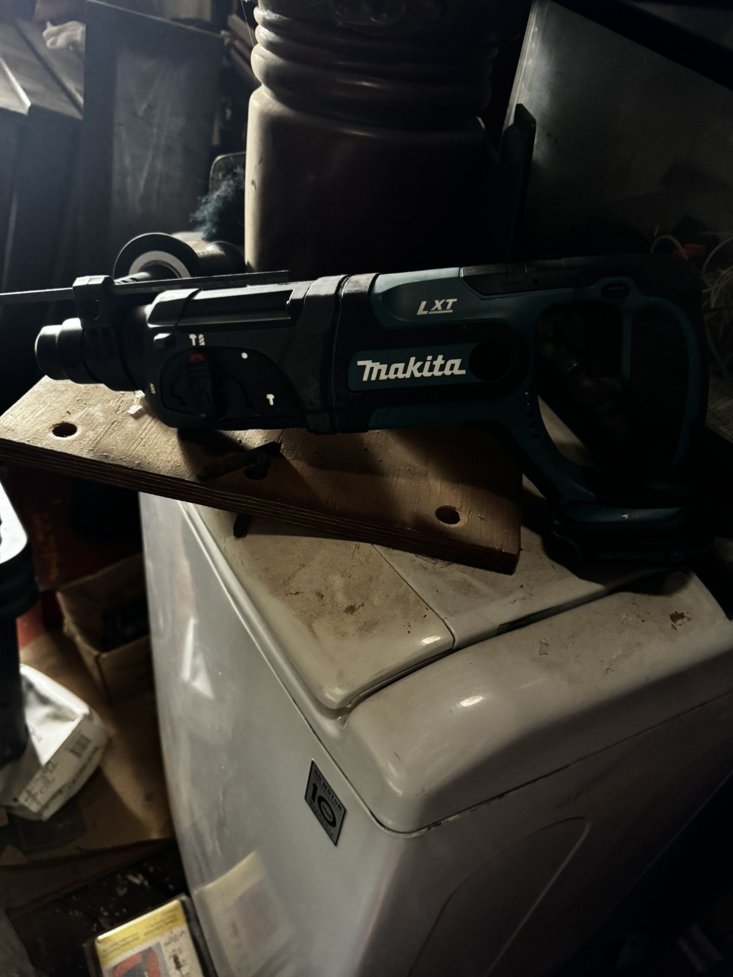 Makita  Lxt Xrh03z 