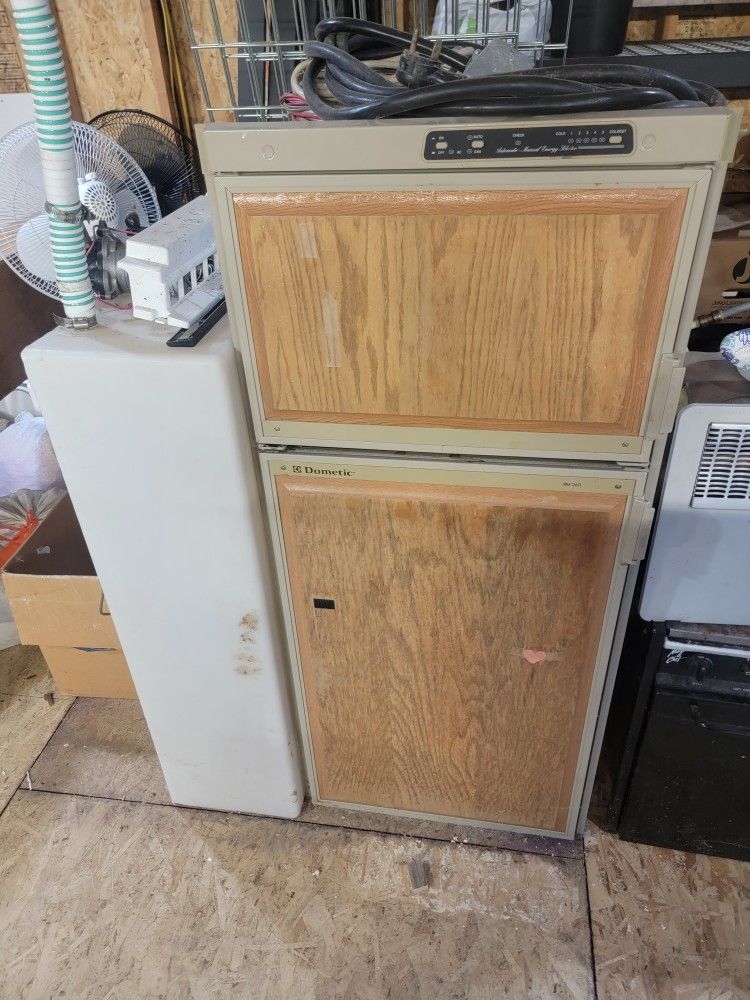 Propane/Electric Appliances, Water Tank, Heat Pump, Furnace Inverter