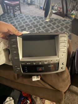 2008 Lexus is 250 screen radio