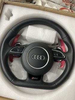 2015 AUDI RS5 STEERING WHEEL W/IODINED RED PADDLE