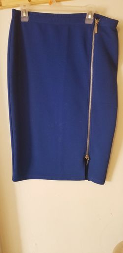 Blue pencil skirt with zipper on the side