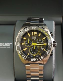 TAG Heuer Formula 1 Chronograph Men's Watch 43 mm box and card