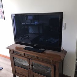 TV Stand High Quality Wood