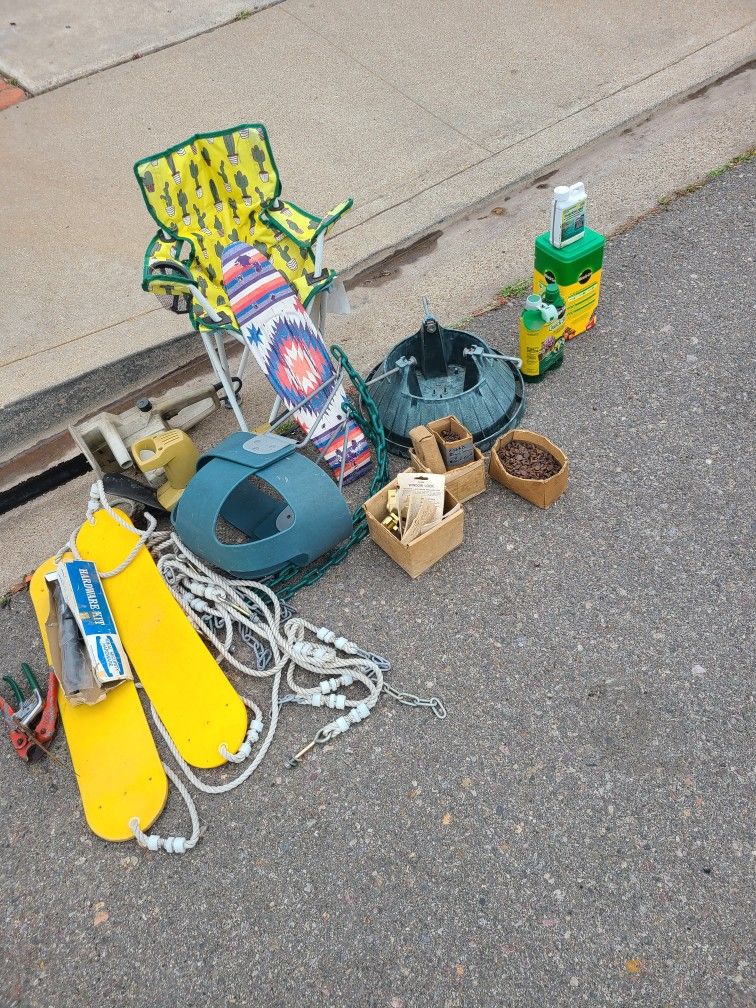 Free Stuff On The Curb