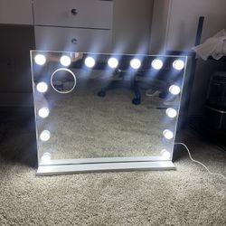 Vanity Mirror 