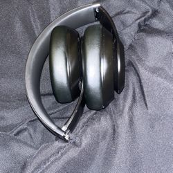 Beats Studio Pro 