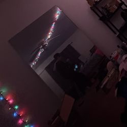 Large Full-Length Mirror — 6′ × 4′