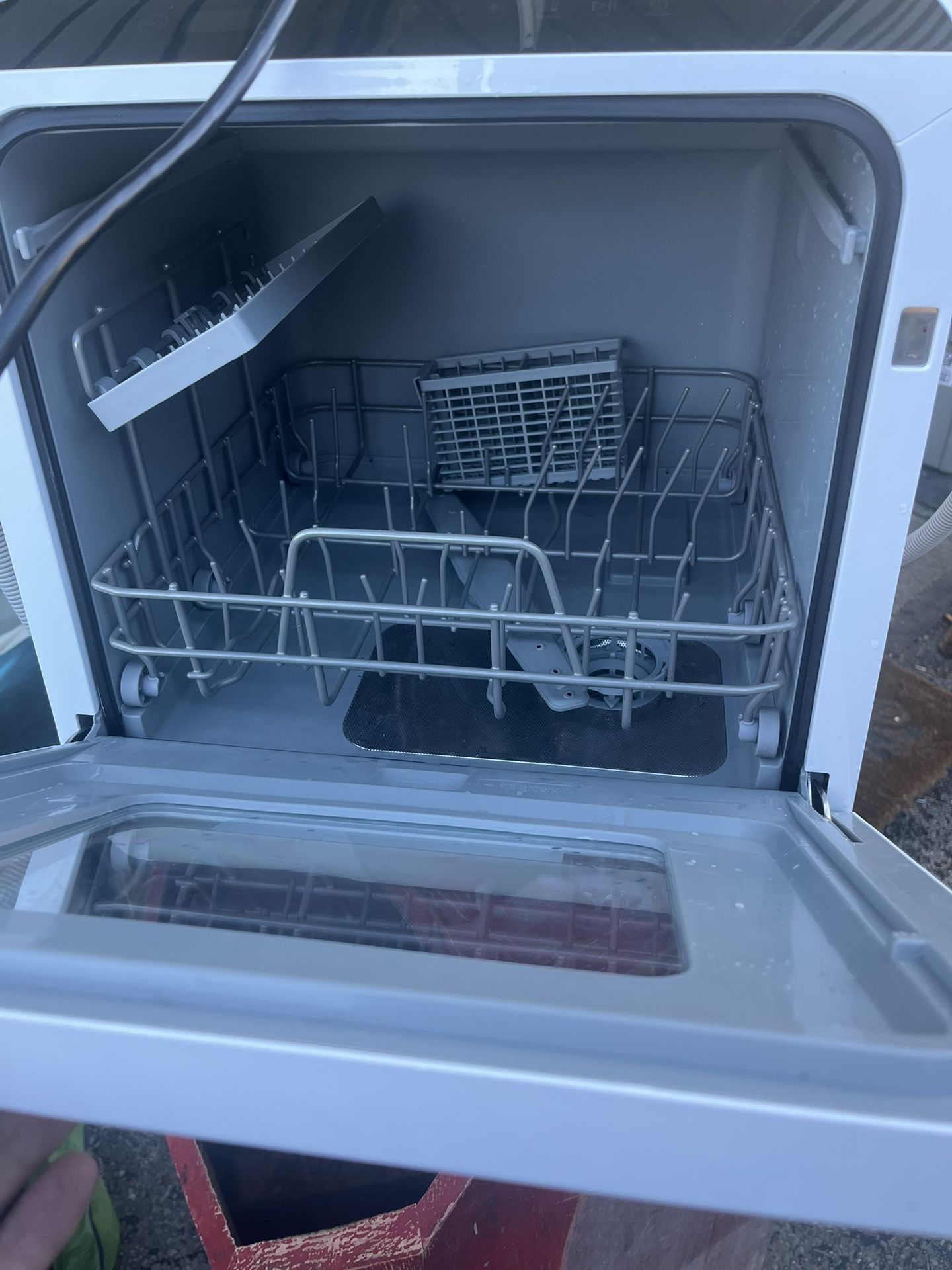 Portable Dishwasher 