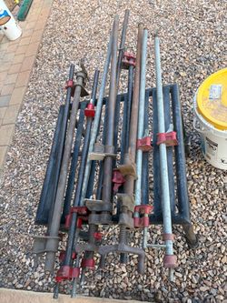 Pipe Clamps 10 Total