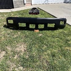 Silverado 2014. 2015 Front Bumper.
