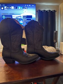 Women's western boots