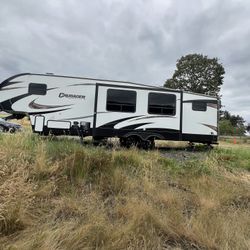 2018 Prime Time Crusader RV Bunkhouse 29BH