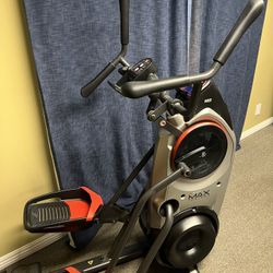Bowflex Max Trainer M5 